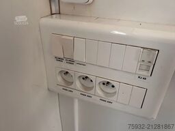 MERCEDES-BENZ Atego 816 R - Koffer, Arztpraxis, Eventfahrzeug