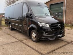Mercedes-Benz Sprinter 519 Luxury Line 24 seats