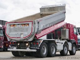 VOLVO FMX 460 Kipper Schwarzmüller 8x4 Euro 6