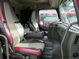 VOLVO FMX 460 Kipper Schwarzmüller 8x4 Euro 6