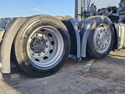 SCANIA R500 6x2/4 LB MEGA RET