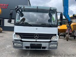 Mercedes-Benz Atego 822