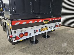 Broshuis 3ABSD / EXTENADABLE / HIAB 95 tm + JIB / ELECTR...