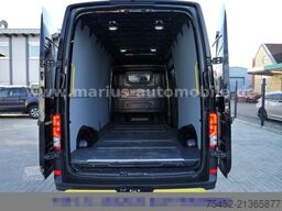 VOLKSWAGEN Crafter 35 TDI 4-Motion/AHK/Automatic/Standheizu