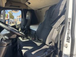 Mercedes-Benz Actros 1845