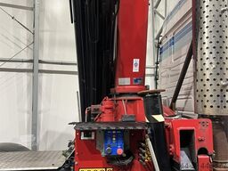 HMF 28 t/m crane with winch and 6 hydraulic extensions