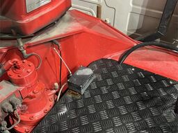 HMF 28 t/m crane with winch and 6 hydraulic extensions