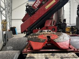 HMF 28 t/m crane with winch and 6 hydraulic extensions