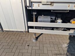 MERCEDES-BENZ Atego  1326 Pritsche/Kran/Funk/Winde/Fernvekehr