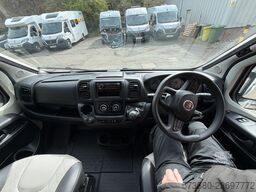 2024 Fiat Ducato Weinsberg CaraBus | Schaltgetriebe | Aufstelldach