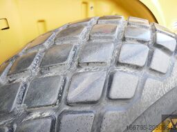 Caterpillar CS64B