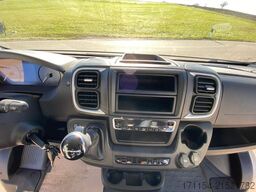 VANTOURER Van 600 L , Aufstelldach,Längsbetten,Automatik