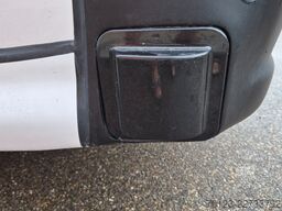 MERCEDES-BENZ Frontniederflur Sprinter 517 / 4 er Bestuhlung