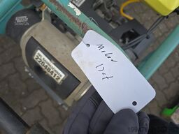 Package 1x Ammann ATR 68 (2022); 1x Oxford Ramp Supagrip (2100); 1x Milwaukee MXF DH2528H-601 (2020)