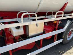 Whale tankers 29.5m3 Pressure ADR Tanker + Perkins self suppo...