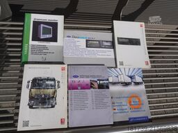 Renault D12 / Lamberet refrigerated truck / lift