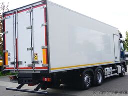 Mercedes-Benz Actros 2546 / Lecapitaine refrigerator