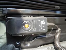 Mercedes-Benz Actros 2546 / Lecapitaine refrigerator