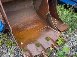 Mitsubishi SM120-8 Crawler Excavator – 3 Buckets – 6,400 Hour