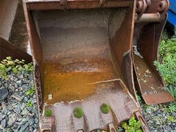 Mitsubishi SM120-8 Crawler Excavator – 3 Buckets – 6,400 Hour