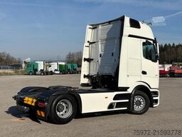  Actros 1851 LS