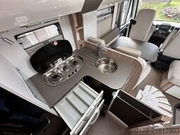 Bürstner Ixeo I746 mit Luftfederung und Hubstütze