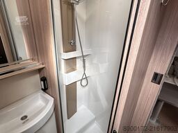 Bürstner Ixeo I746 mit Luftfederung und Hubstütze