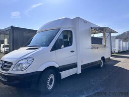 Mercedes-Benz Foodtruck, Imbisswagen, Food Truck mit neuer Küche und Ausstattung
