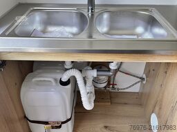 Mercedes-Benz Foodtruck, Imbisswagen, Food Truck mit neuer Küche und Ausstattung