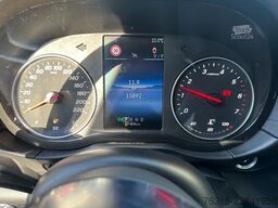 Mercedes-Benz T 180 Progressive Automatik Navi RFK LED