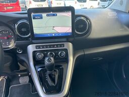 Mercedes-Benz T 180 Progressive Automatik Navi RFK LED