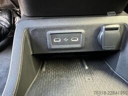 Mercedes-Benz T 180 Progressive Automatik Navi RFK LED