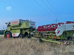 CLAAS Commandor 228