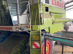 CLAAS Commandor 228