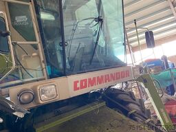 CLAAS Commandor 228