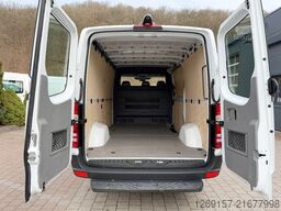 MERCEDES-BENZ Sprinter Kasten 311 CDI L2H1 RWD Kamera Navi