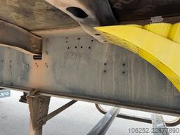 Schmitz Cargobull SCB*S3T - 3 AS PLATEAU + ALU ZIJBORDEN / PLATEA...