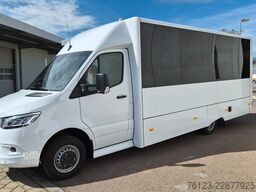 MERCEDES-BENZ Heckniederflur Sprinter 517 / 4 er Bestuhlung