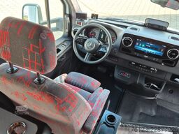 MERCEDES-BENZ Heckniederflur Sprinter 517 / 4 er Bestuhlung