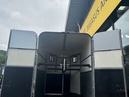 Fautras Provan 2 Pferdeanhänger 2t.