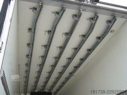 SCANIA R450 6×2 / 5-row hook refrigeration