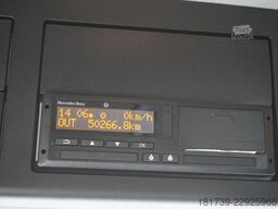 Mercedes-Benz Arocs 1833 4x2 / 50 tho. km! / HIAB