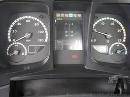 Mercedes-Benz Arocs 2633 flatbed truck / Crane FASSI