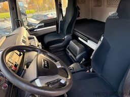 MAN TGX 26.440 6x2 mit HMF 3000-K5 Kran Top Zustand