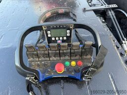 MAN TGX 26.440 6x2 mit HMF 3000-K5 Kran Top Zustand