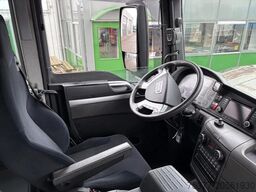 MAN 6X2,tautliner,8 tons vooras, Blatt -luft gefederd