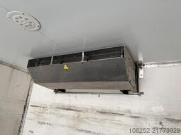 DAF LF 290 19T FRIGO CARRIER - BOX 8m40 x 2m46 x 2m...