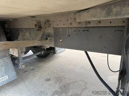 DAF LF 290 19T FRIGO CARRIER - BOX 8m40 x 2m46 x 2m...
