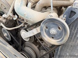 Unimog U 1000  427/10 Kran Hiab 090 KM: 8.600