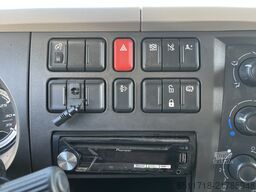 DAF LF 230 FA Lift - Air/Co - 104.662 Kms